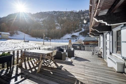 CHALET AUBERGE - Les Melezes Hotel in Tignes