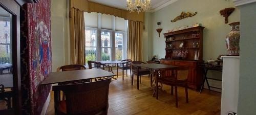 Grosvenor House - onsite free parking Hotel in Ilfracombe
