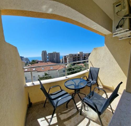 Vila Lena Hotel in Budva Municipality