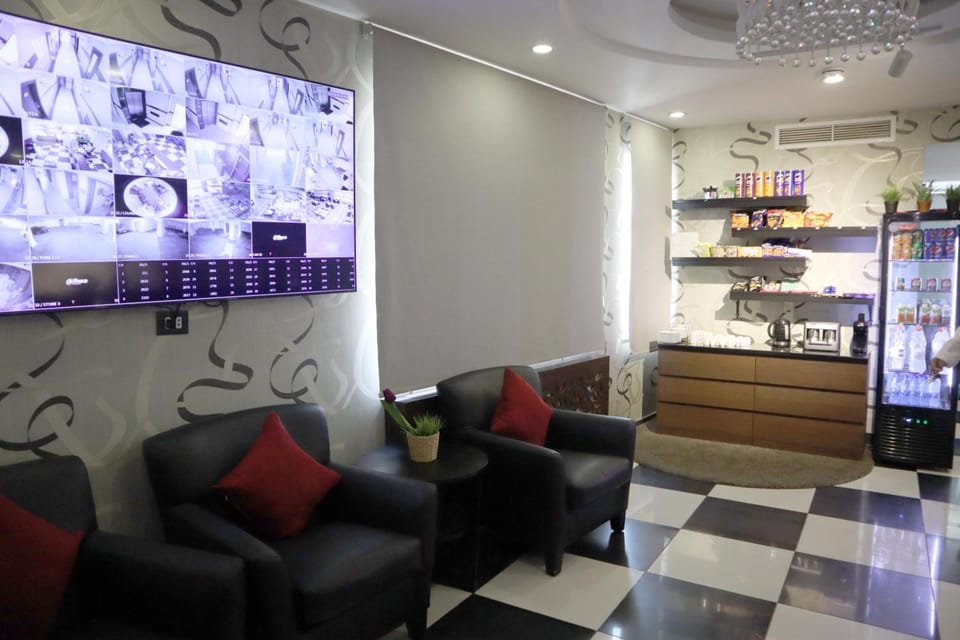 Easy Inn Hotel Suites Hotel in Africa