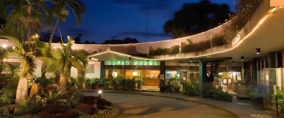 Oasis Hotel Hotel in Angeles