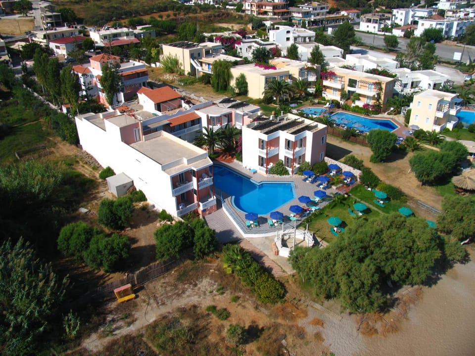 Eden Beach Hotel Hotel in Agia Marina
