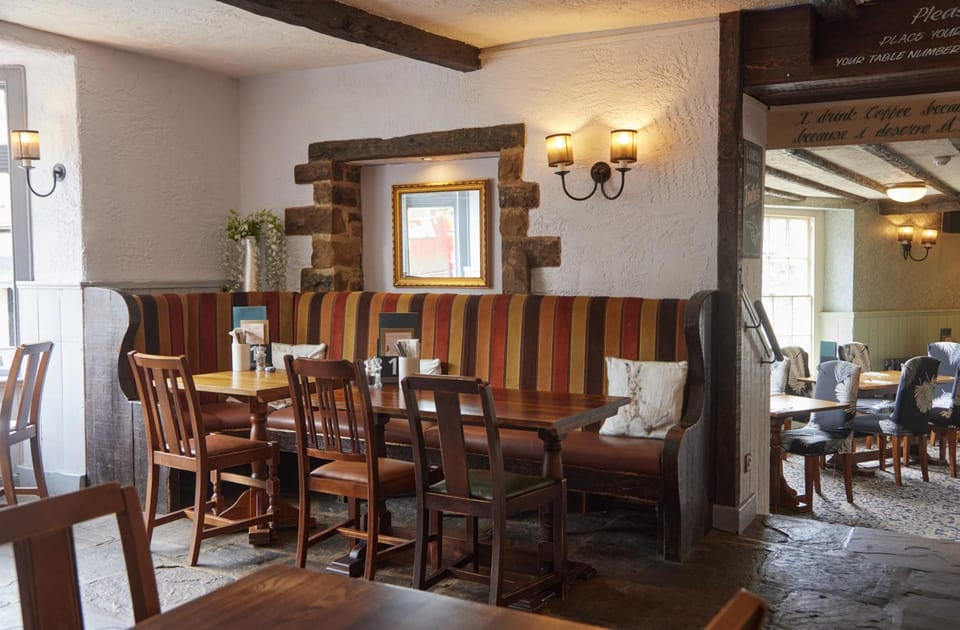 Castle Inn by Greene King Inns Inn in Bakewell