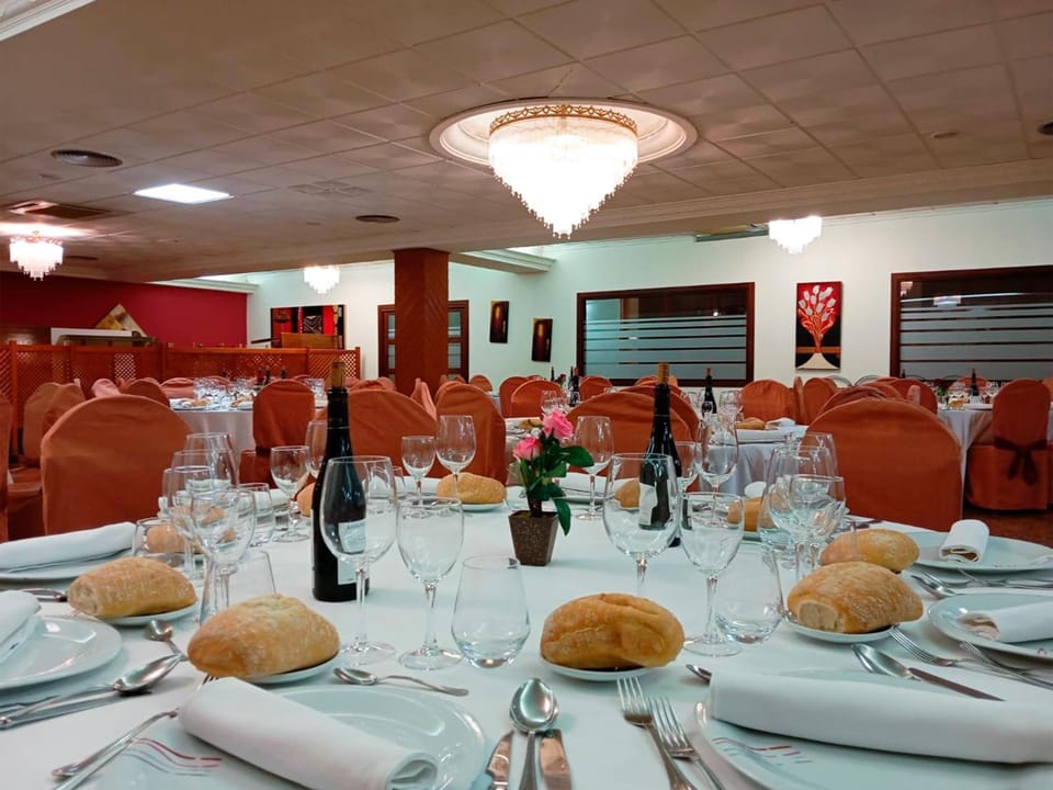 Banquet hall