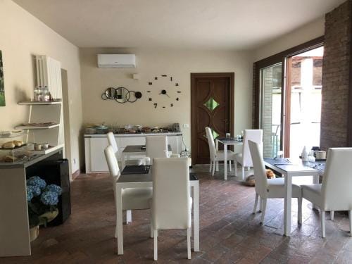 La terrazza sulle vigne B&B Hotel in Province of Brescia