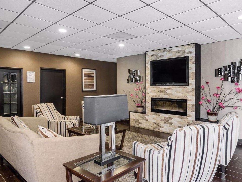Ramada by Wyndham Odessa Near University of Texas Permian Hotel in Odessa