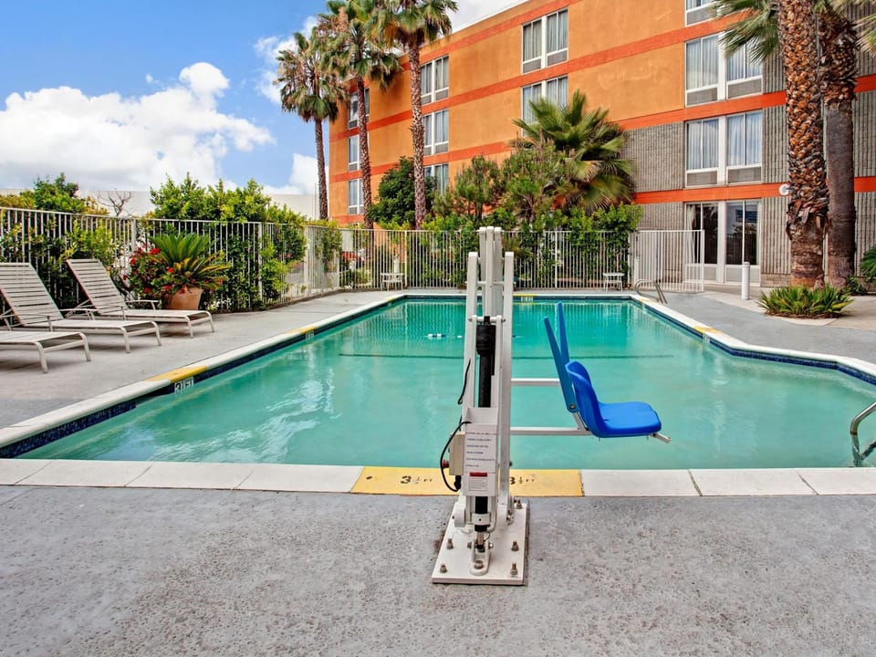 Best Western Plus Commerce Hotel Hotel in Commerce