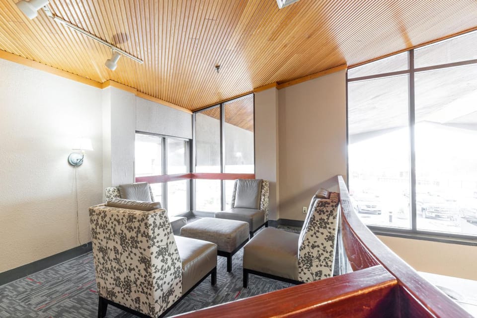 Ramada by Wyndham Columbus Polaris Hotel in Westerville