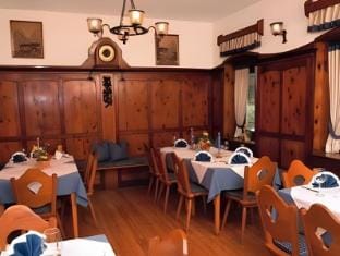 Gasthof Badl - Bed & Breakfast Hotel in Tyrol