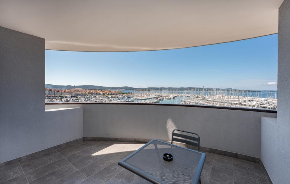 Hotel IN Hotel in Biograd na Moru