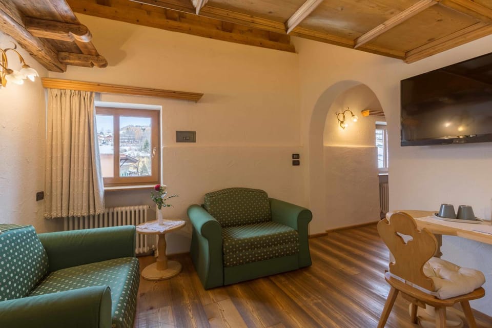 Historic Hotel Ristorante La Stua Hotel in Cavalese