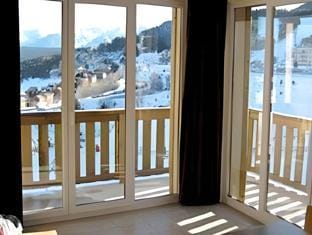 Lagrange Vacances L'Oree des Cimes Apartment hotel in Catalonia