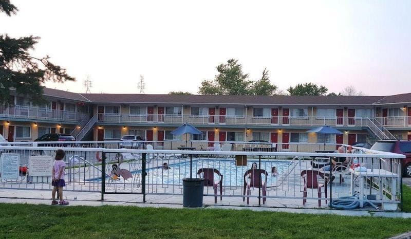 Rodeway Inn & Suites Chutes du Niagara Hotel in Niagara Falls