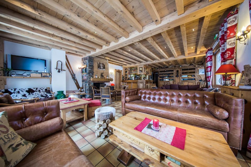 Logis Hotel Gai Soleil Hotel in Samoëns
