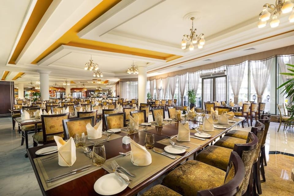 ERTH Hotel. Hotel in Abu Dhabi
