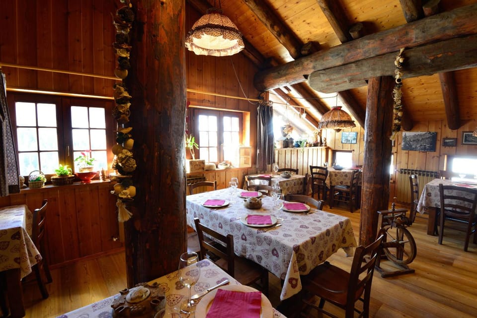 Rifugio Vieux Crest Hotel in Aosta Valley, Italy