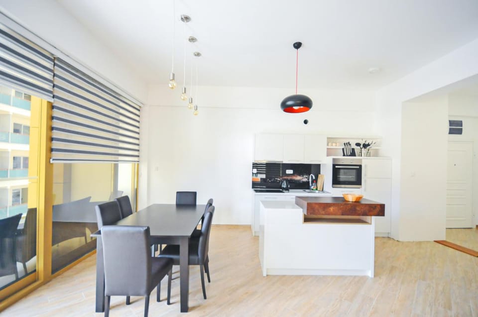 Orange Lux Apartments Hotel in Budva