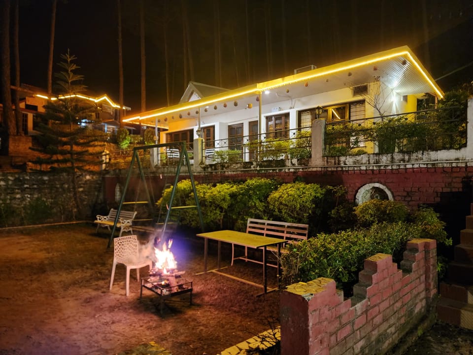 Pine Valley Resort-PVR Kasauli Resort in Himachal Pradesh