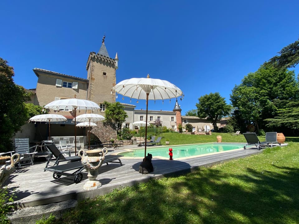 Château des Janroux Hotel in Bourgogne-Franche-Comté
