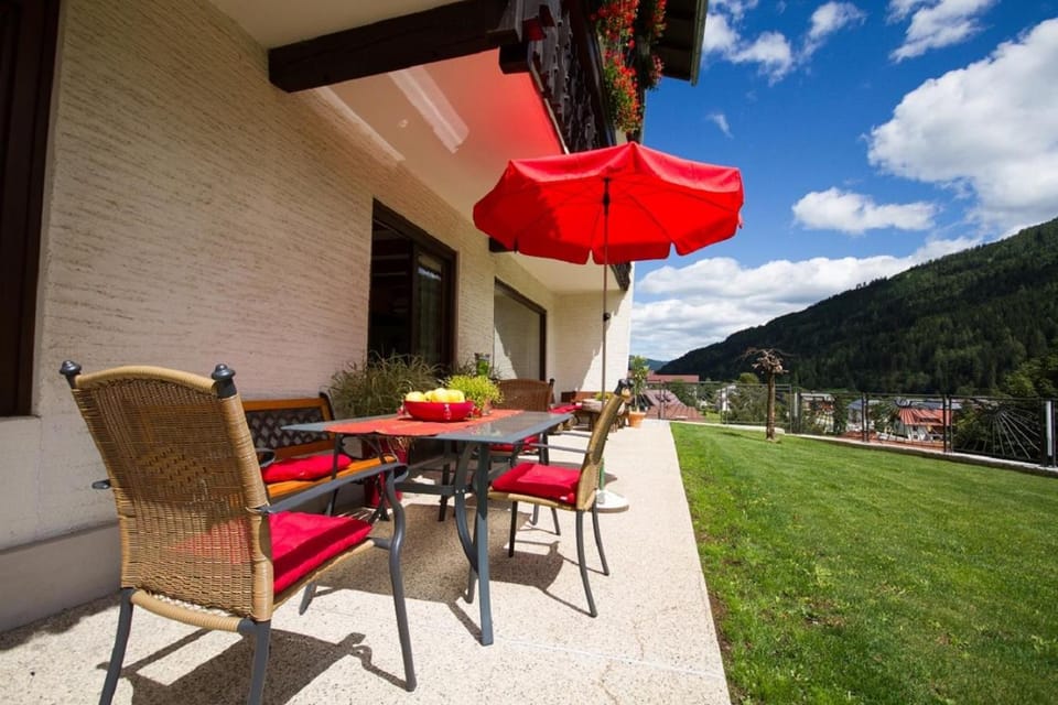 Hotel Garni Haus Sonnblick Hotel in Carinthia, Austria