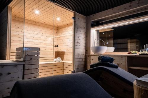 ALPINE DAYS Mountain Home Hotel in Madonna di Campiglio