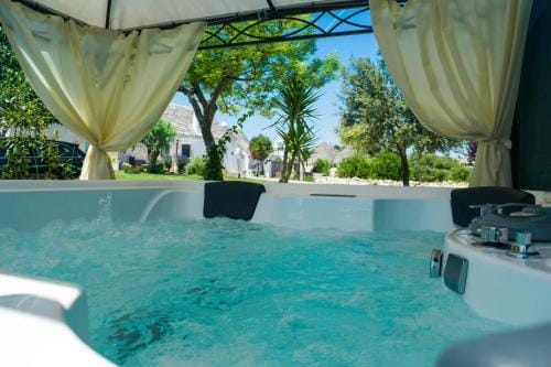 Trulli Donna Isabella 2 Hotel in Locorotondo