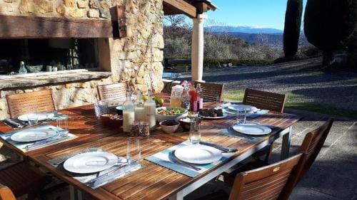 Le Jas des Cannebieres Hotel in Provence-Alpes-Côte d'Azur