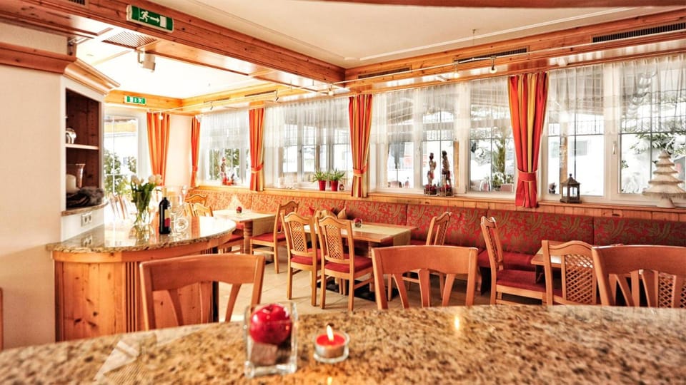Alpenstern - Silvretta Card Premium bei Sommerbuchungen inklusive! Hotel in Saint Anton am Arlberg