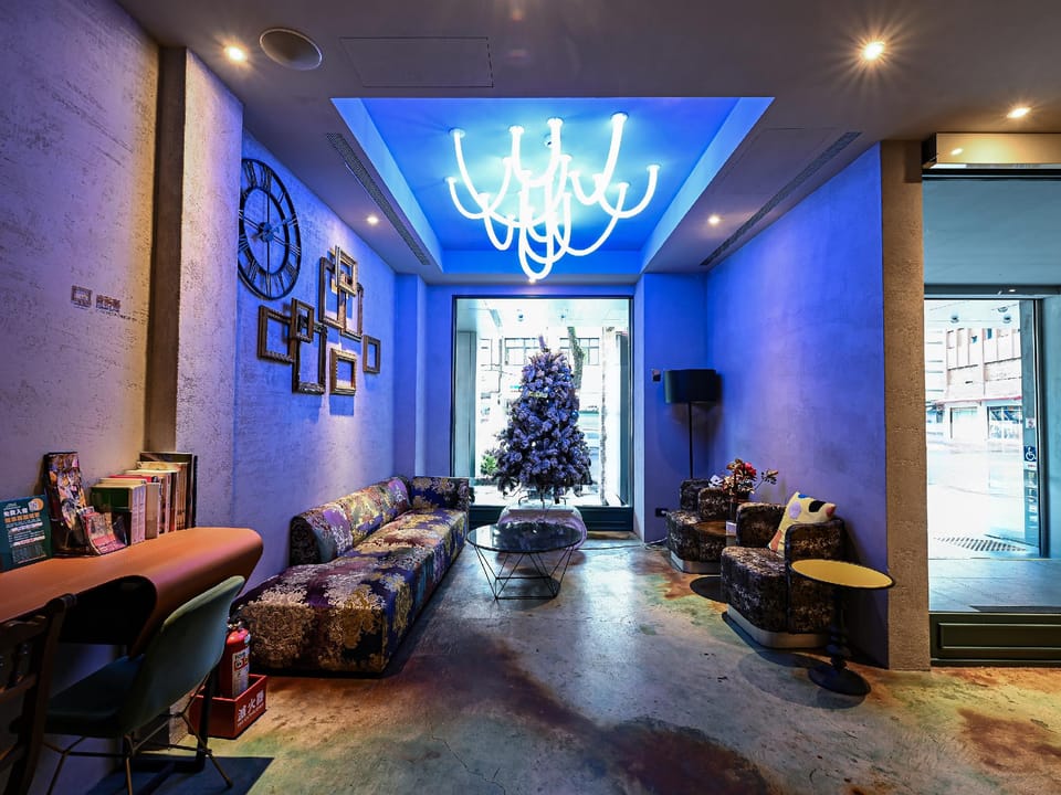 Check inn Hive Hotel in Taiwan, Province of China