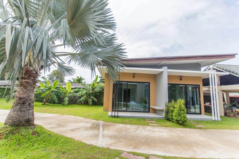 Haad Chaweng Resort And Hostel Hostel in Ko Samui