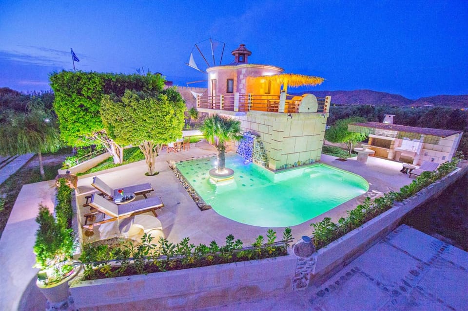 Anemomili Village Hotel in Crete