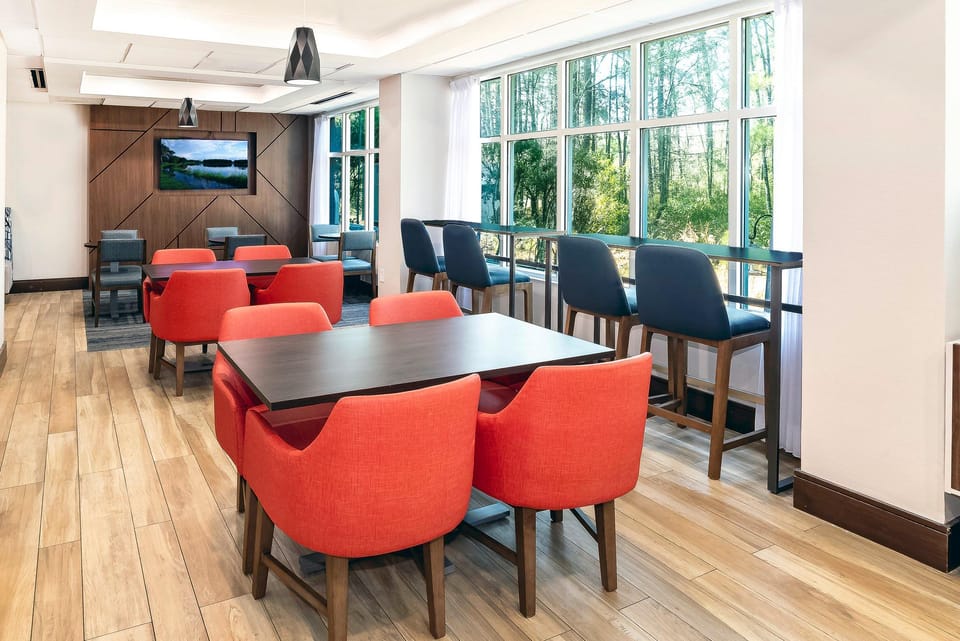 Holiday Inn Express Hotel & Suites Walterboro I-95 By IHG Hotel in Walterboro