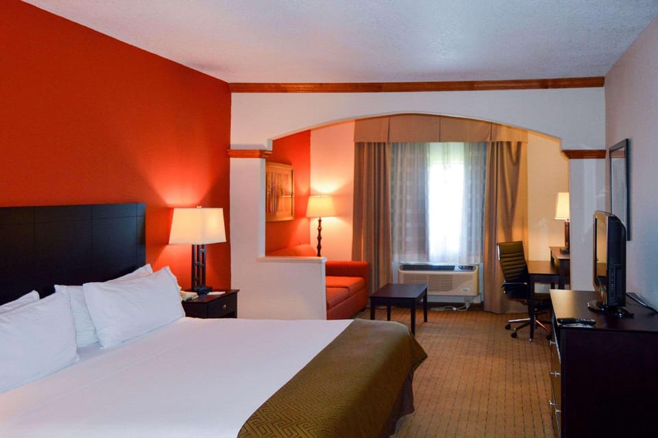Suite room
