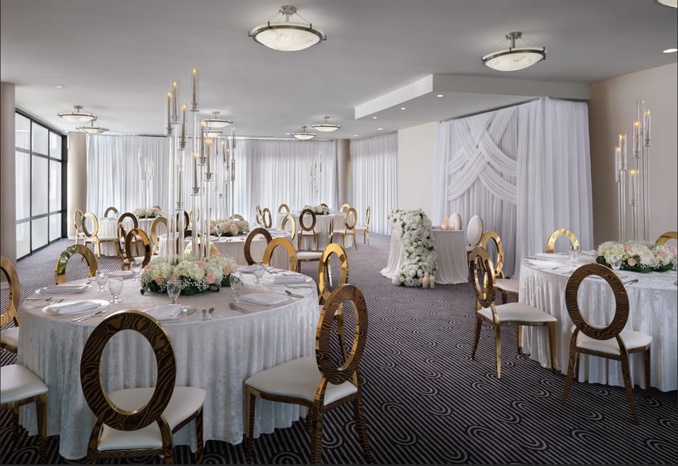 Banquet hall