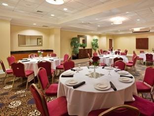 Holiday Inn Augusta West I-20 By IHG Hotel in Evans