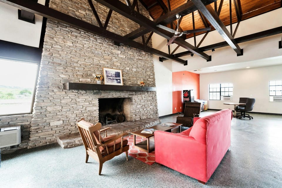 Segovia Lodge Junction TX I -10 Hotel in Rio Grande