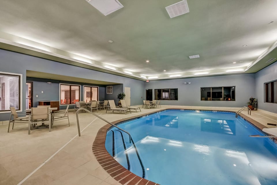 Holiday Inn Express & Suites Greenville Airport By IHG Hotel in Greer