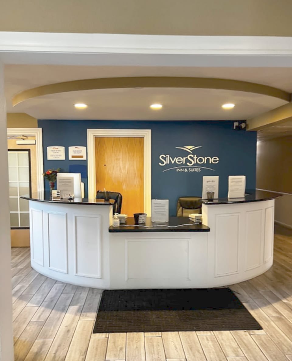SilverStone Inn and Suites Hotel in Spokane Valley