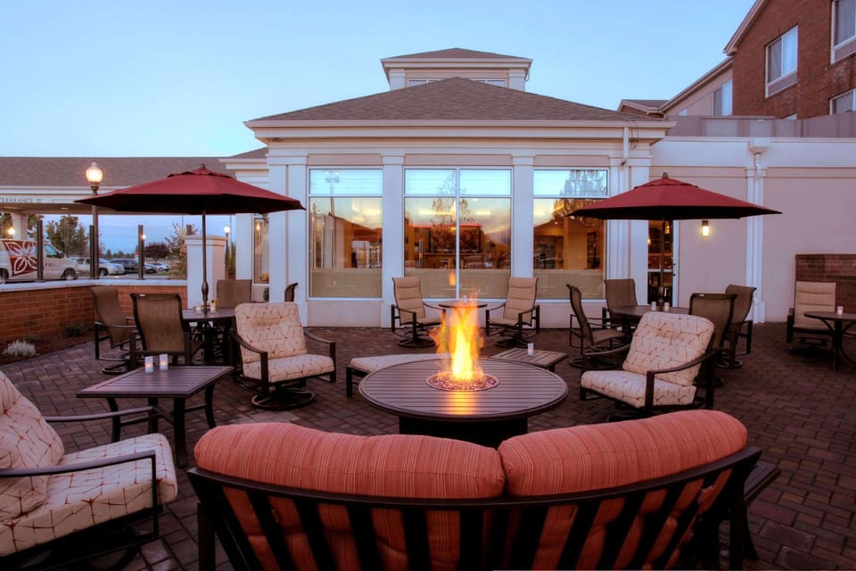 Bar/lounge