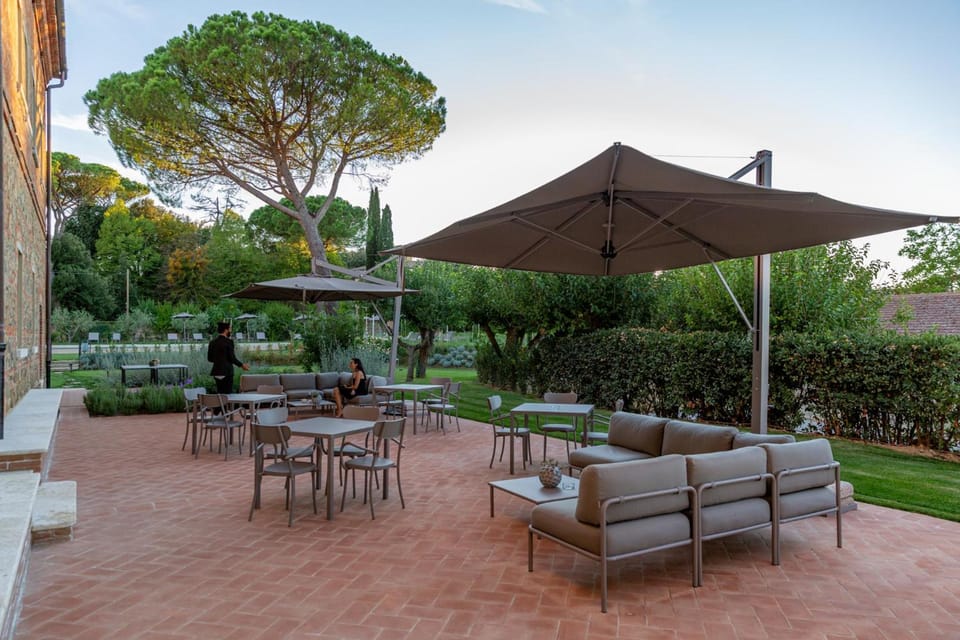 Villa Svetoni Wine Resort Resort in Tuscany