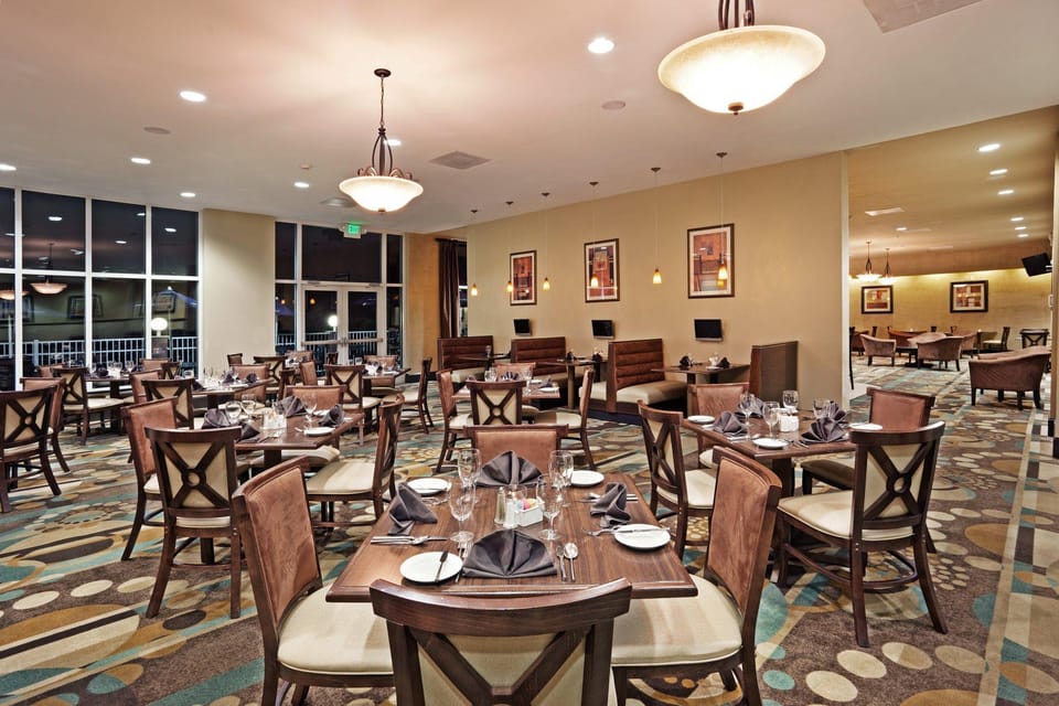 Holiday Inn Hotel & Suites Beaufort at Highway 21 By IHG Hotel in Beaufort