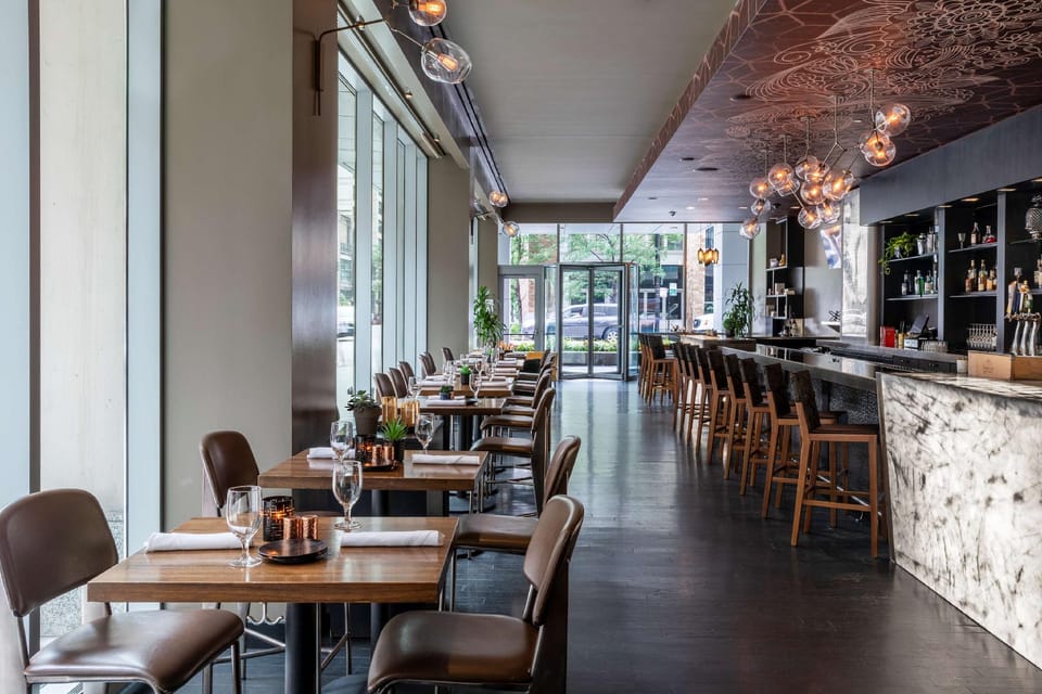 The Royal Sonesta Chicago River North Hotel in River North