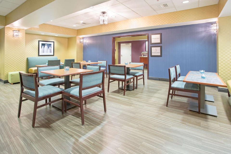 Hampton Inn Santa Rosa Hotel in Santa Rosa
