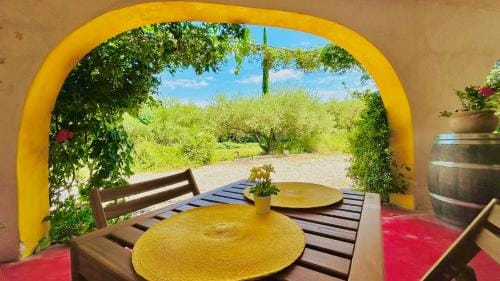 Domaine Colibri en Provence Hotel in Provence-Alpes-Côte d'Azur