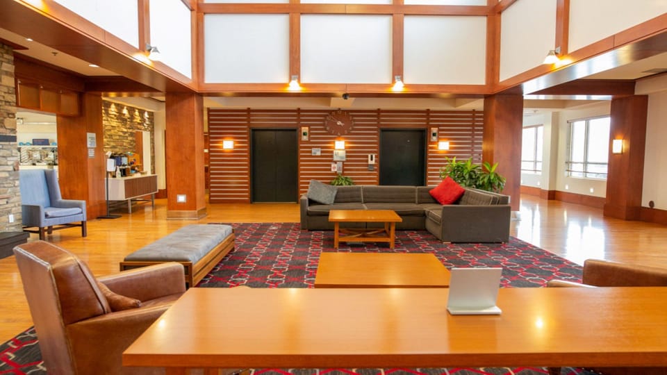 Holiday Inn Express Columbus Airport Easton By IHG Hotel in Northeast Columbus