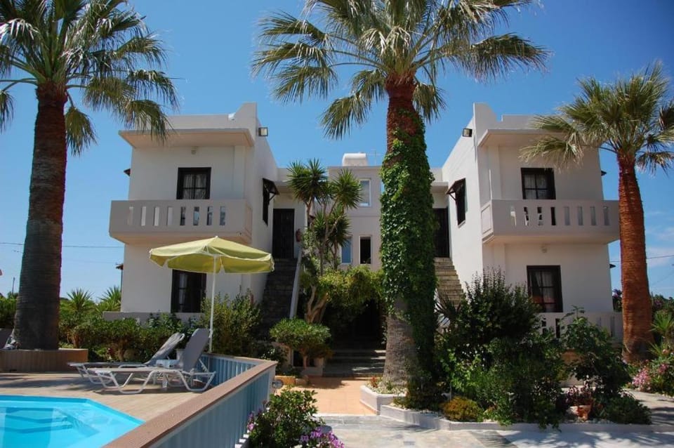 Cathrin Suites Hotel in Crete