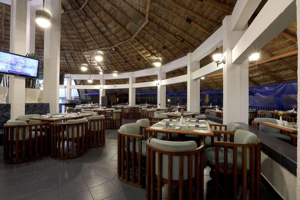 Emporio Cancun with Optional All Inclusive Resort in Cancun