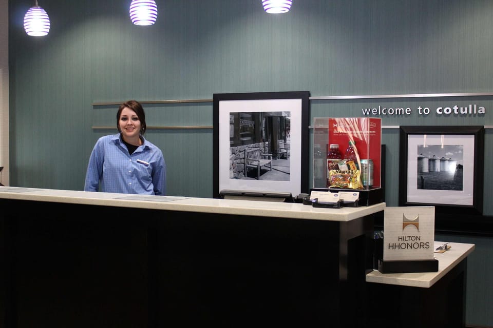 Hampton Inn Cotulla Hotel in Cotulla