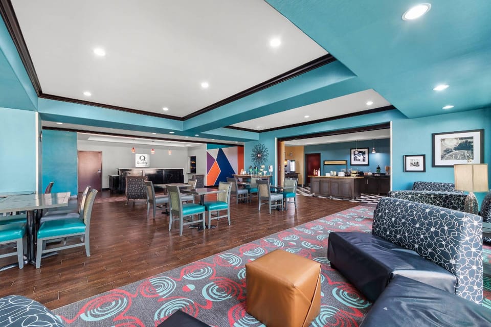 Quality Inn & Suites Pearsall Hotel in Rio Grande