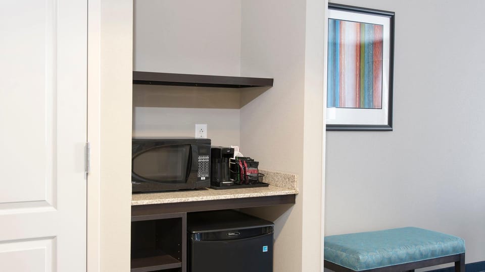 Amenity (Guest room)